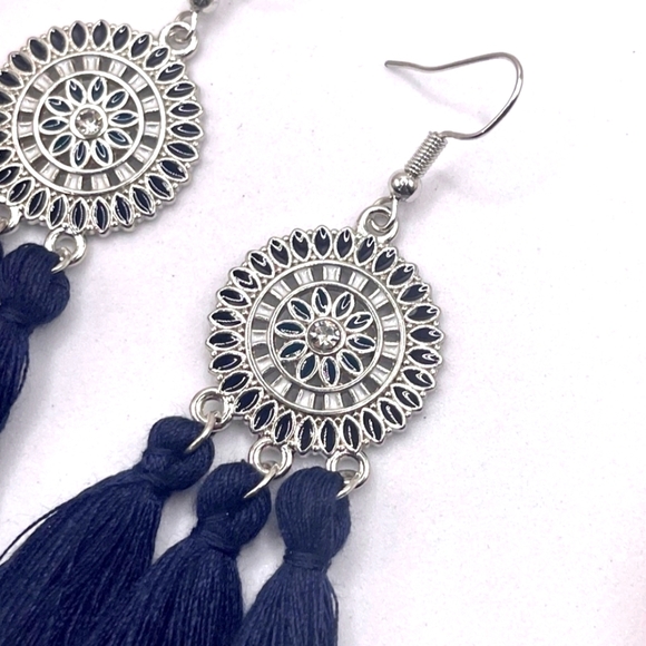 New BOHO Silver with Blue Tassel Earrings - Picture 2 of 4